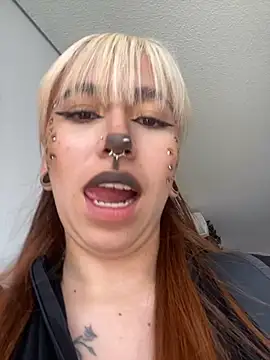 Sallem Pink online show from 10-29-25, 07:37