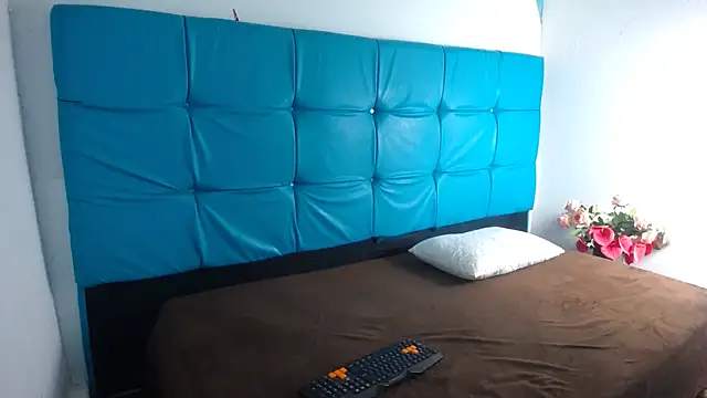 Bunny Petit online show from 10-28-25, 10:19