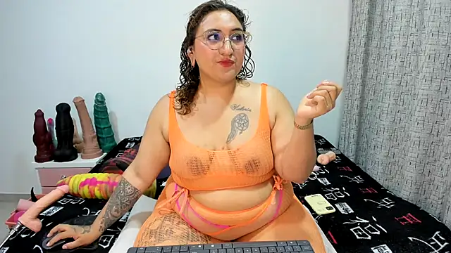 charlloteevans X online show from 06-10-26, 02:16