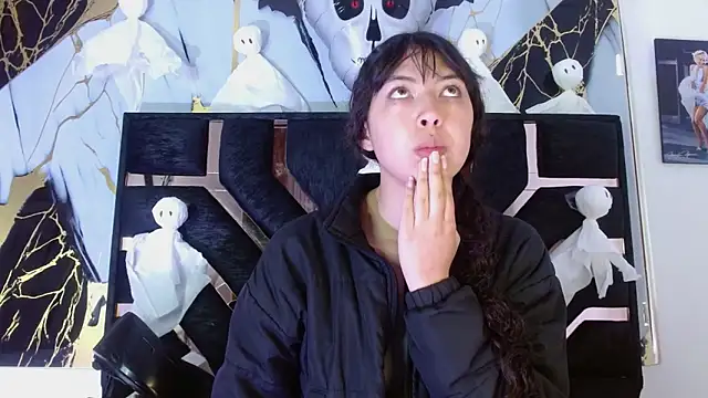 malejahotcs01 online show from 10-18-25, 12:06