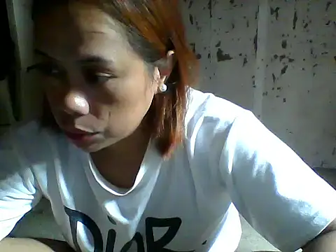 Snapshot of violen786 chatting on 09-20-25, 04:24 violen786 online show from 09-20-25, 04:24