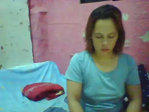 Snapshot of violen786 chatting on 09-23-25, 02:31 violen786 online show from 09-23-25, 02:31
