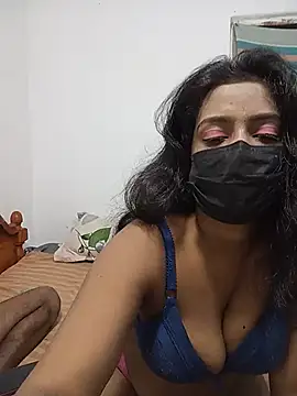 Snapshot of Darkchocosl8 chatting on 06-26-26, 06:12 Darkchocosl8 online show from 06-26-26, 06:12