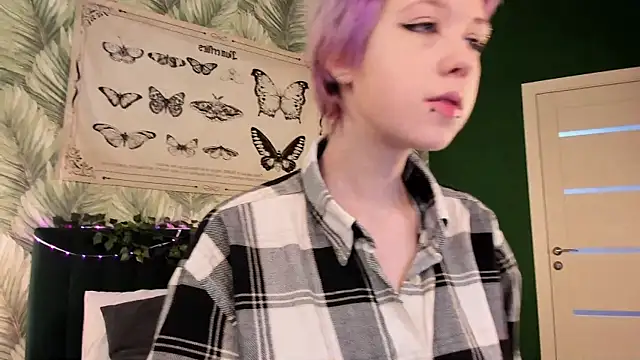 CarolineRichter online show from 11-12-25, 02:45