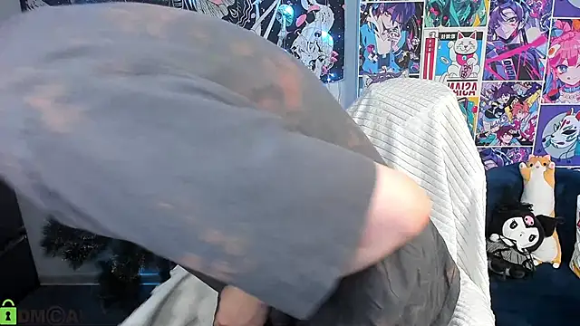 CarolineRichter online show from 12-21-25, 06:59