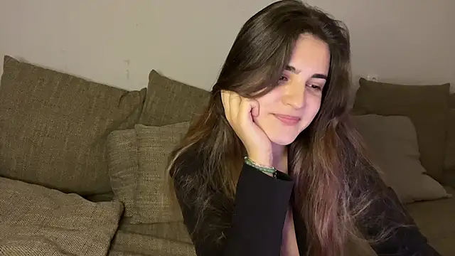 Vivalenti Kiss online show from 11-15-25, 04:58