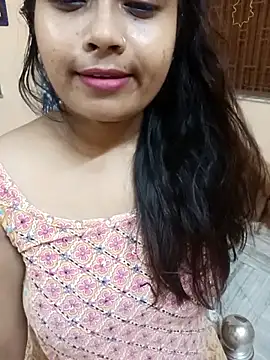 Snapshot of Naughty-Chaaya chatting on 10-18-25, 01:12 Naughty-Chaaya online show from 10-18-25, 01:12