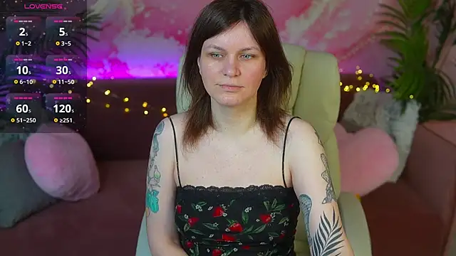 TinaMelt online show from 04-14-26, 06:47