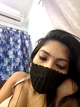 priya 26 online show from 12-20-25, 02:07