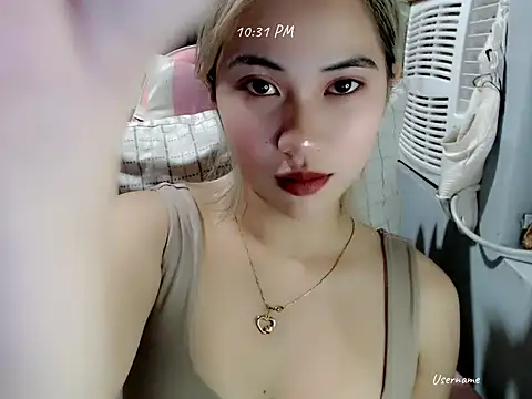 Rainea149 online show from 11-30-25, 02:32