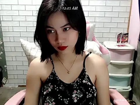 Rainea149 online show from 02-22-26, 04:05