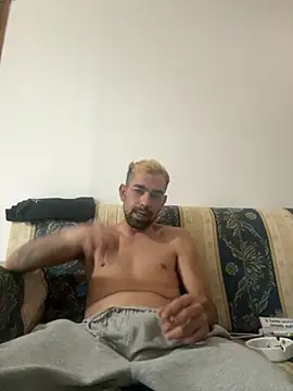 Snapshot of Nonsoilmionome89 chatting on 10-21-25, 03:13 Nonsoilmionome89 online show from 10-21-25, 03:13