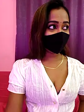 Snapshot of Puja-baby chatting on 10-16-25, 05:47 Puja-baby online show from 10-16-25, 05:47