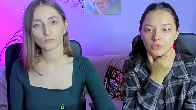 eva smiith  online show from 10-10-25, 10:36