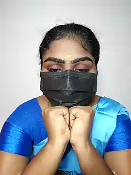 Snapshot of Tamil_Princess12 chatting on 09-29-25, 10:25 Tamil Princess12 online show from 09-29-25, 10:25