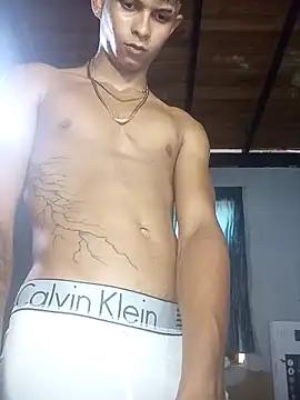 Snapshot of God_Eros_23cm chatting on 05-07-26, 02:44 God Eros 23cm online show from 05-07-26, 02:44