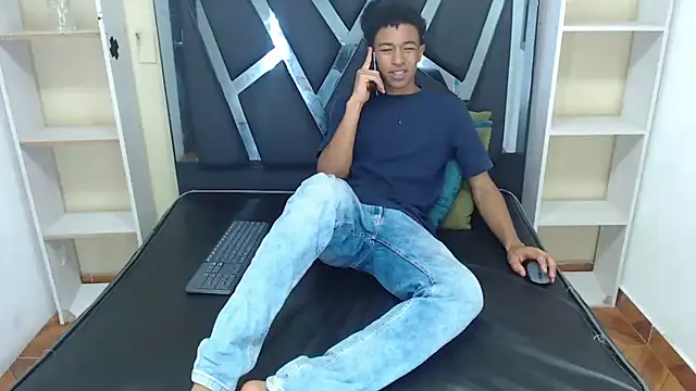 Rocco Grey online show from 10-09-25, 07:12