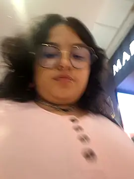 lulukawai16 online show from 12-18-25, 10:27