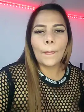 Snapshot of camila_rogue chatting on 09-11-25, 02:17 camila rogue online show from 09-11-25, 02:17