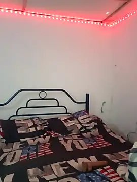 Snapshot of camila_rogue chatting on 09-13-25, 03:34 camila rogue online show from 09-13-25, 03:34