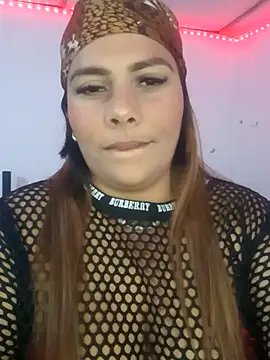 Snapshot of camila_rogue chatting on 10-18-25, 08:20 camila rogue online show from 10-18-25, 08:20