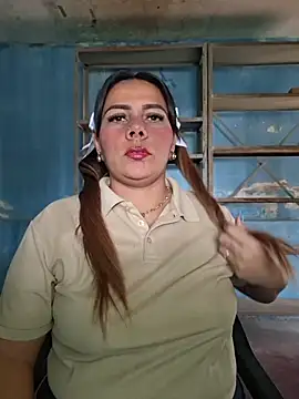 Snapshot of camila_rogue chatting on 11-30-25, 12:31 camila rogue online show from 11-30-25, 12:31