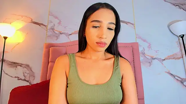 AlyaThompson online show from 06-19-26, 04:17