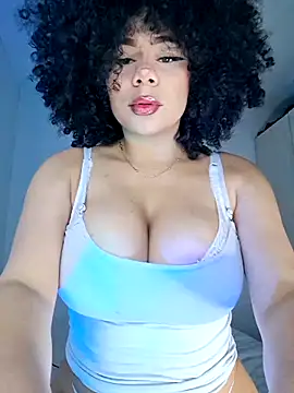 Snapshot of Yerystar chatting on 05-26-26, 11:12 Yerystar online show from 05-26-26, 11:12