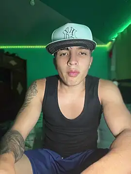 Snapshot of pabonsito chatting on 06-02-26, 02:57 pabonsito online show from 06-02-26, 02:57