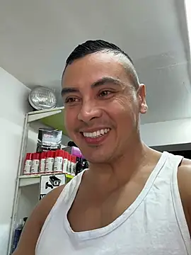 Snapshot of Terra-22cm chatting on 08-03-26, 01:49 Terra-22cm online show from 08-03-26, 01:49