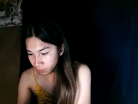 Snapshot of Asian_PrettyAle chatting on 09-21-25, 12:29 Asian PrettyAle online show from 09-21-25, 12:29