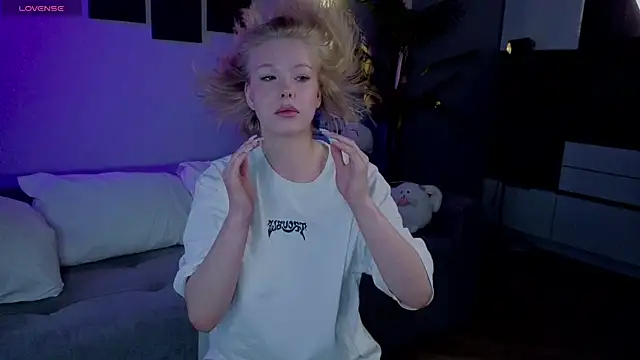 emilyshepar d online show from 07-09-26, 02:15