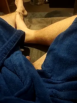 Snapshot of hubbyfun19 chatting on 01-17-26, 06:18 hubbyfun19 online show from 01-17-26, 06:18