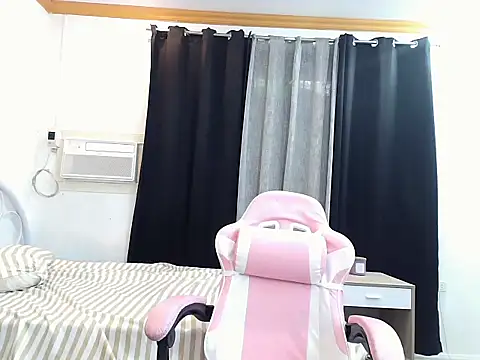 Wetmedaddyxxx online show from 07-30-26, 12:20
