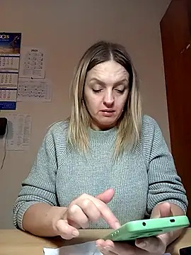 Ami Foxy online show from 11-24-25, 09:31