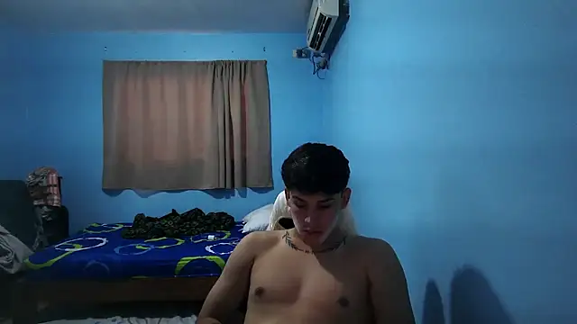 Jaket lovers online show from 11-19-25, 09:04