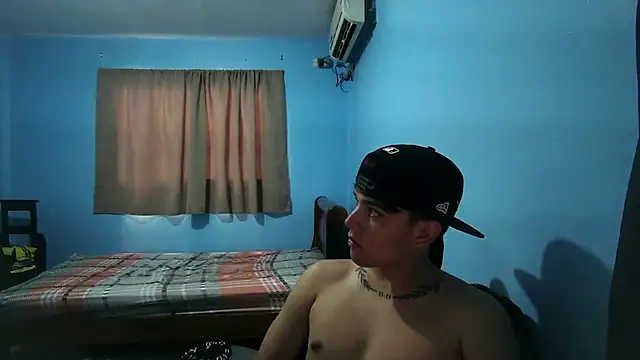 Jaket lovers online show from 11-30-25, 06:23