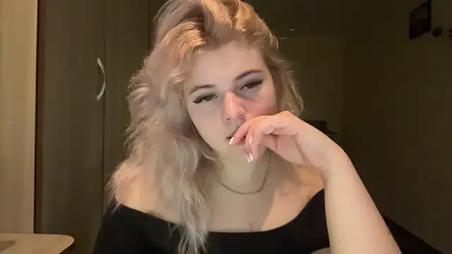 sunshinyflash online show from 11-21-25, 05:55