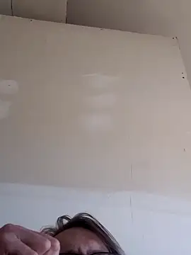 Snapshot of dandonn chatting on 03-03-25, 03:42 dandonn online show from 03-03-25, 03:42