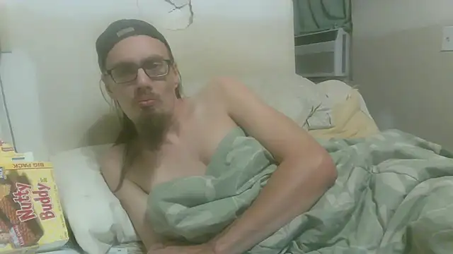 Snapshot of dandonn chatting on 11-22-25, 02:32 dandonn online show from 11-22-25, 02:32