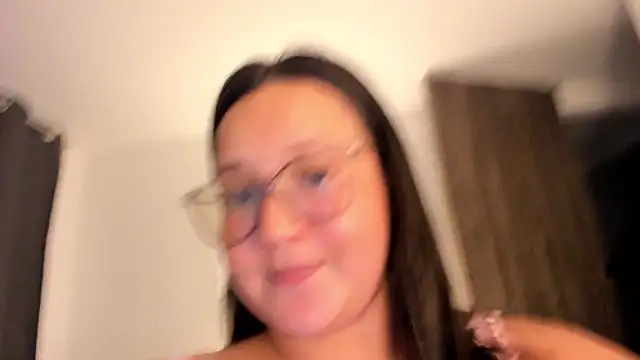 Kyleighc online show from 02-09-26, 11:42