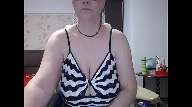 Mary x online show from 02-27-25, 03:47