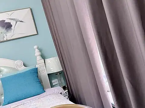 sarah111 online show from 12-04-25, 03:16