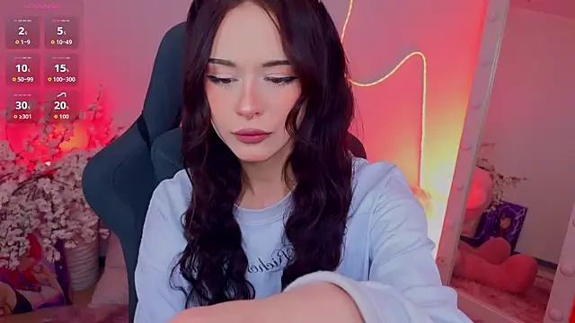 Adetta online show from 04-18-26, 03:10