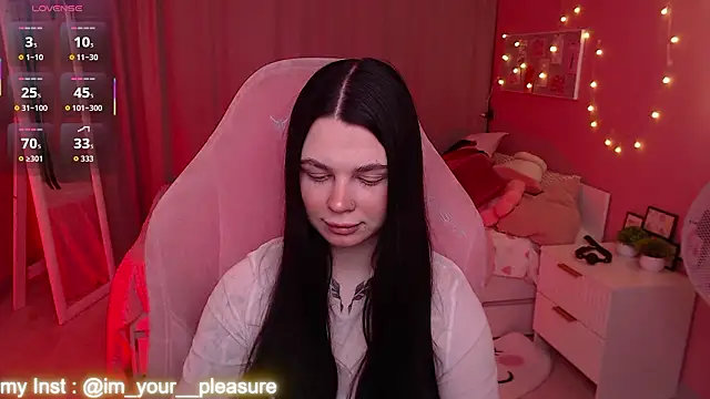 Michela Fruet online show from 03-07-26, 01:24