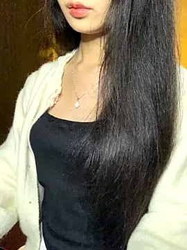 Nhinhi18 online show from 11-18-25, 03:49