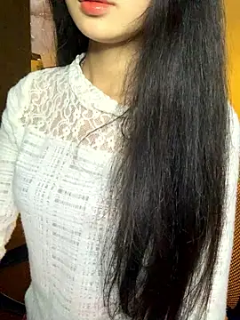 Nhinhi18 online show from 02-05-26, 04:00