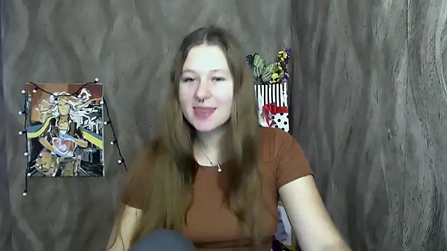 Snapshot of Linda_S_ chatting on 09-18-25, 09:11 Linda S online show from 09-18-25, 09:11