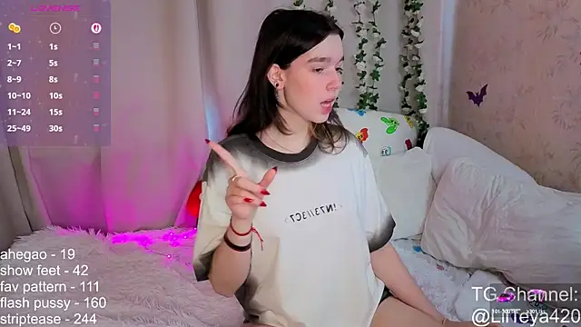 little Teya online show from 09-30-25, 09:47