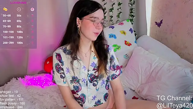 little Teya online show from 10-03-25, 10:45